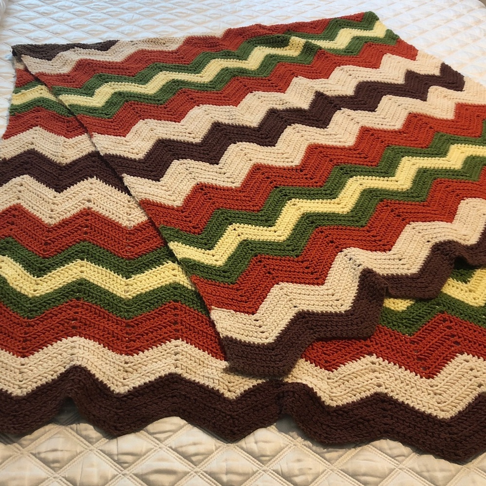 Vintage Handmade Chevron Afghan Crochet Throw Blanket Please Read